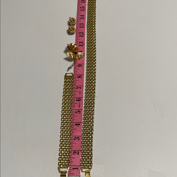 Sarah Coventry Earrings and Jewelry Bundle Brooch Bracelet Necklace Set - Picture 7 of 9